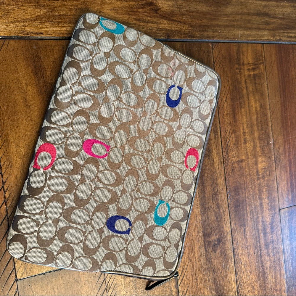 Coach laptop sleeve/ cover - Picture 5 of 13